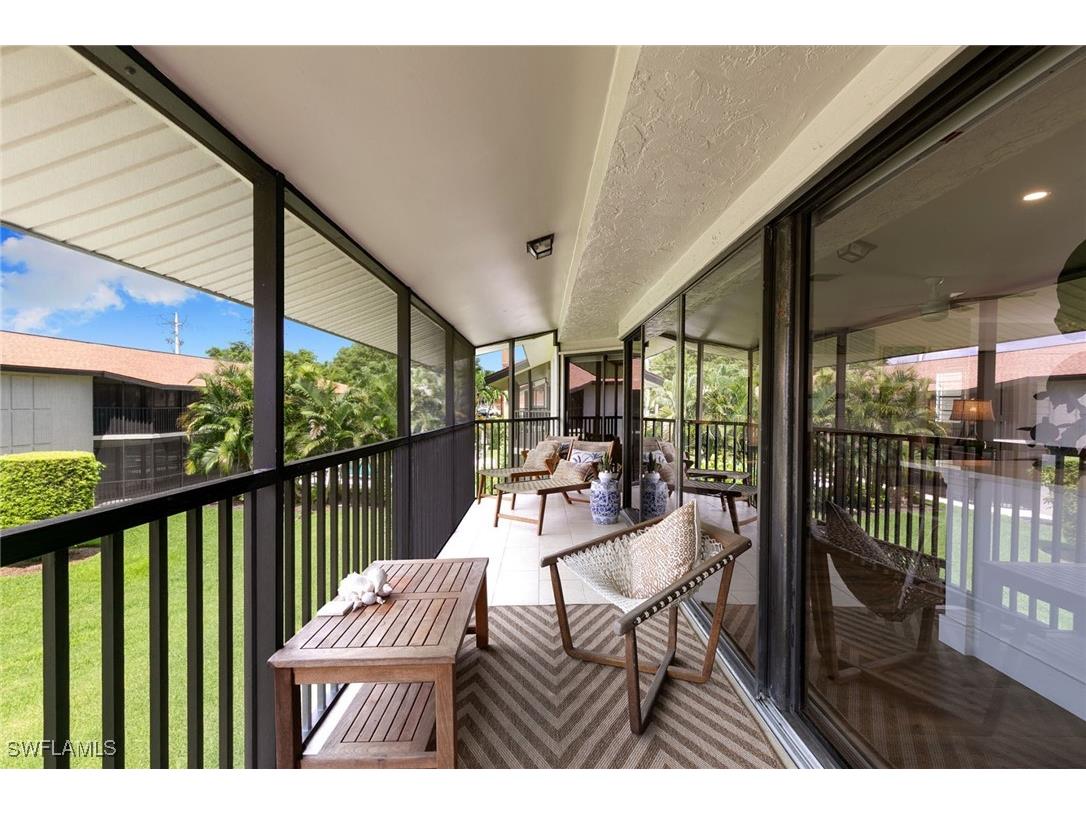 4072 Belair Lane #403 Naples FL 34103 225067355 image16