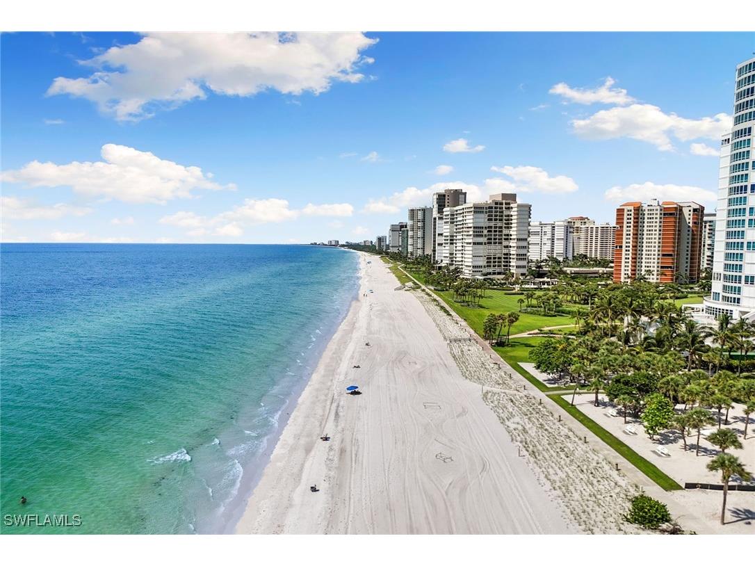 4072 Belair Lane #403 Naples FL 34103 225067355 image29