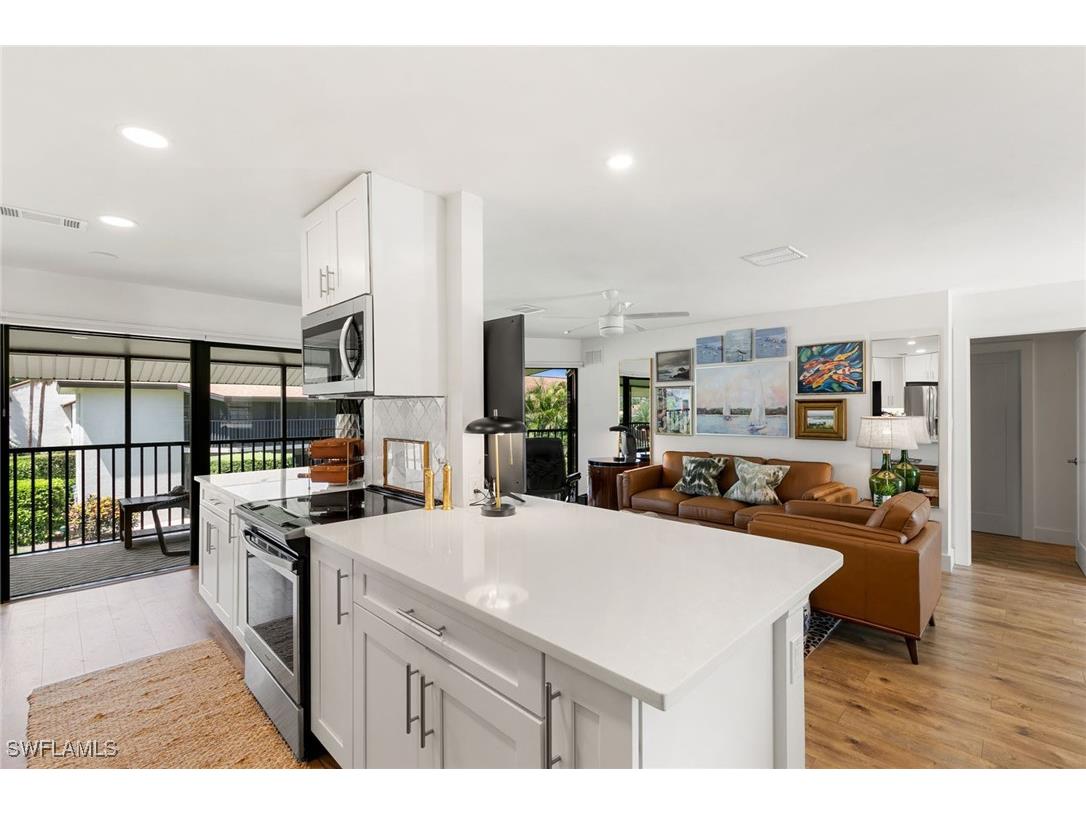 4072 Belair Lane #403 Naples FL 34103 225067355 image6