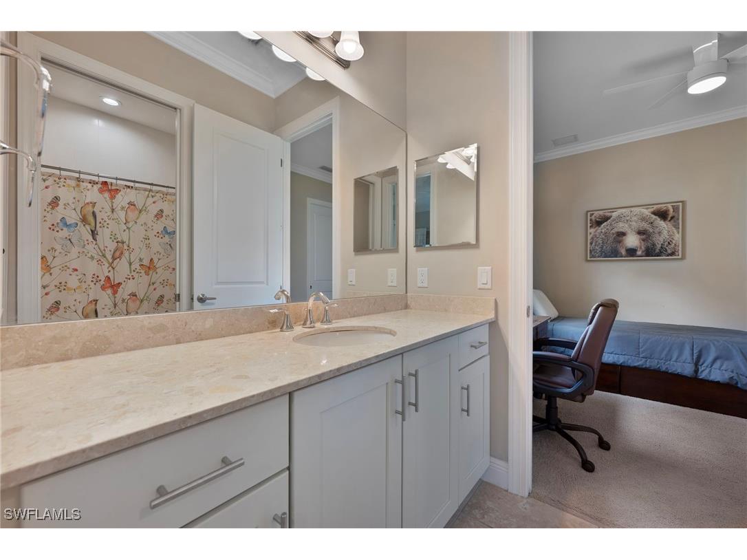 4072 Raffia Drive Naples FL 34119 225068419 image11