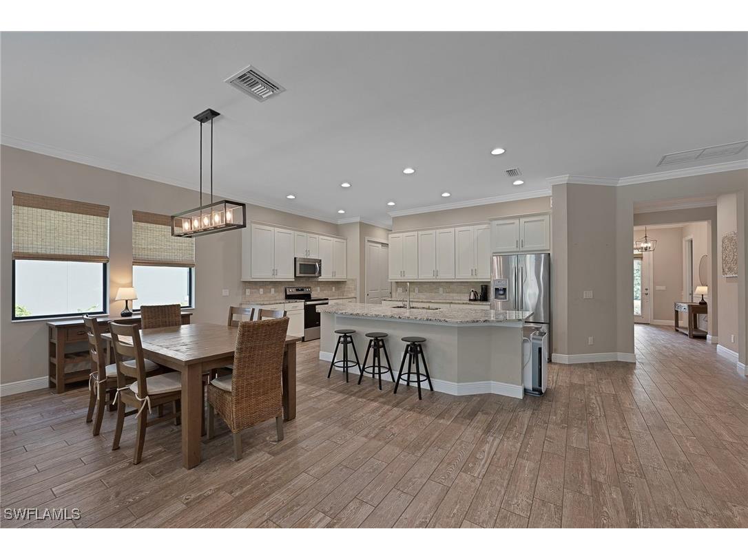 4072 Raffia Drive Naples FL 34119 225068419 image6