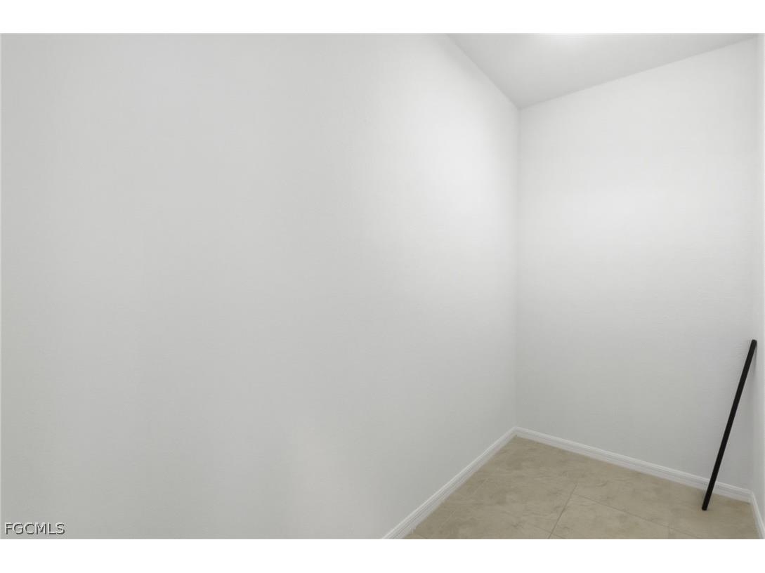 4074 Cherrybrook Loop Fort Myers FL 33966 2026013057 image18