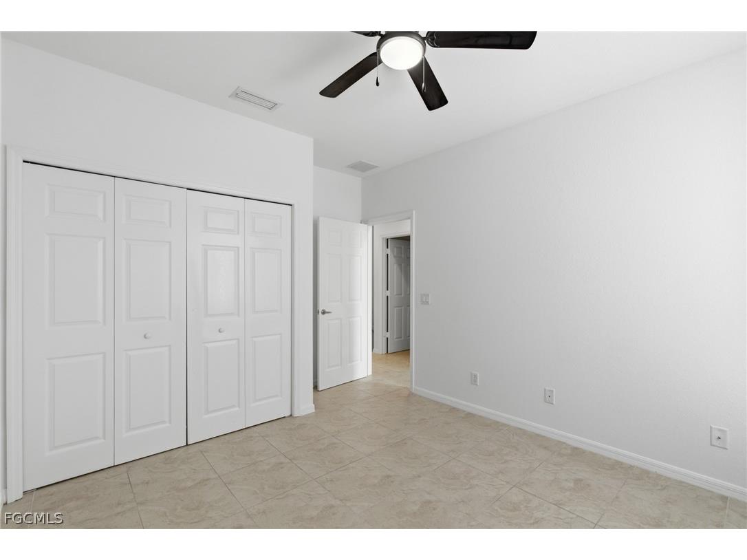 4074 Cherrybrook Loop Fort Myers FL 33966 2026013057 image20