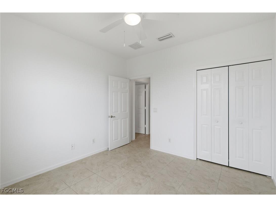 4074 Cherrybrook Loop Fort Myers FL 33966 2026013057 image23