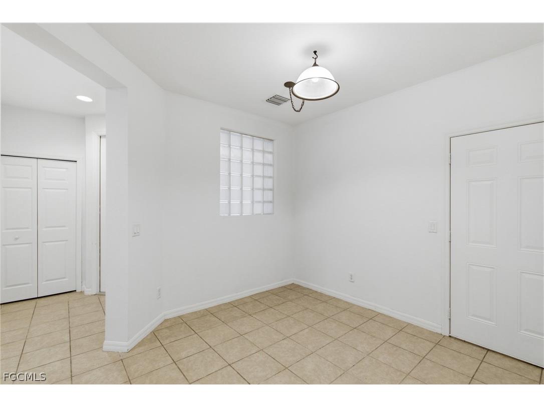 4074 Cherrybrook Loop Fort Myers FL 33966 2026013057 image9