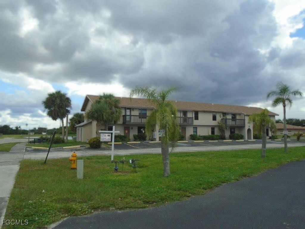 4074 Princeton Street #4078 Fort Myers FL 33901 2025013901 image1