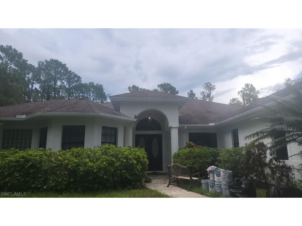 4075 1st Avenue SW Naples FL 34119 223075580 image1