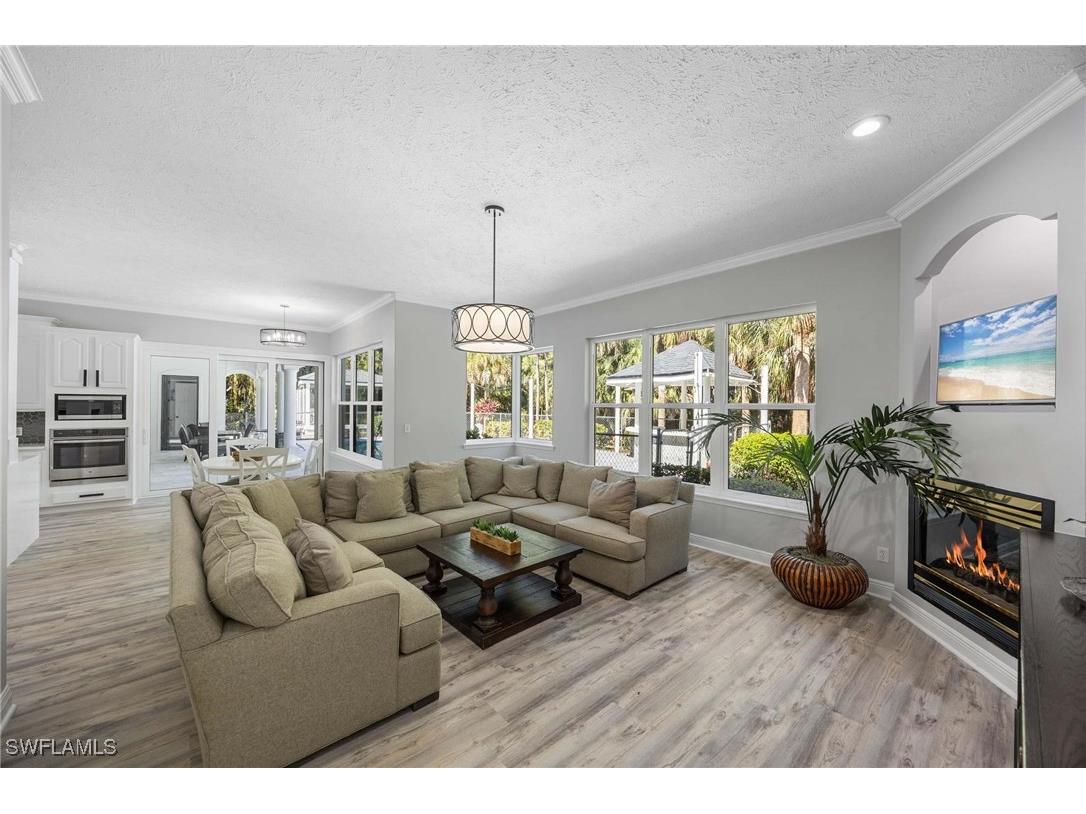 4075 1st Avenue SW Naples FL 34119 225080981 image11