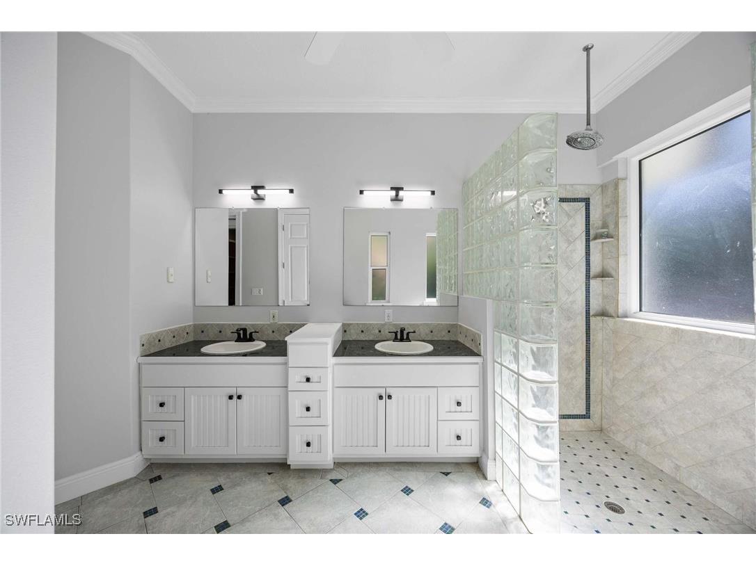 4075 1st Avenue SW Naples FL 34119 225080981 image19