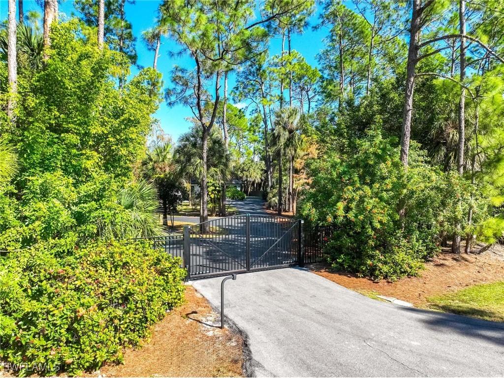 4075 1st Avenue SW Naples FL 34119 225080981 image3