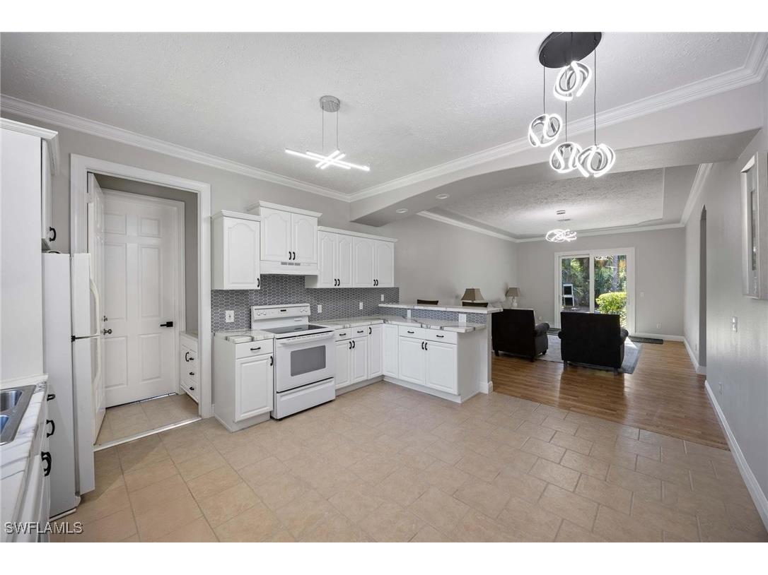 4075 1st Avenue SW Naples FL 34119 225080981 image41