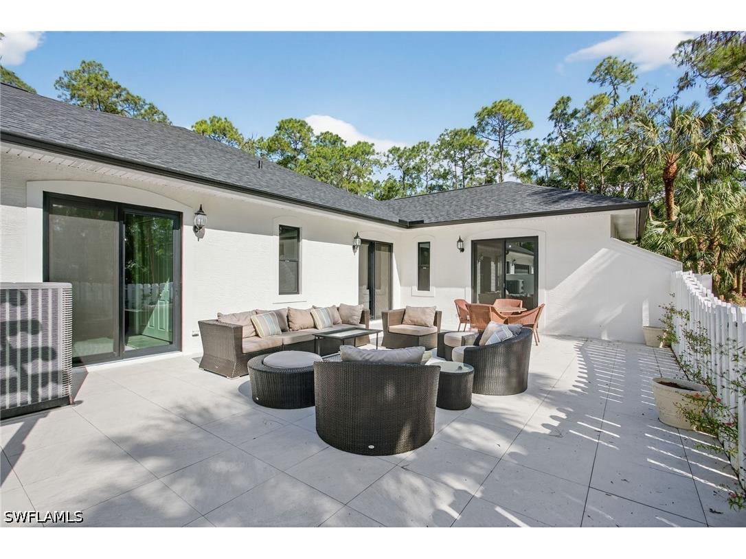 4075 1st Avenue SW Naples FL 34119 226011878 image28