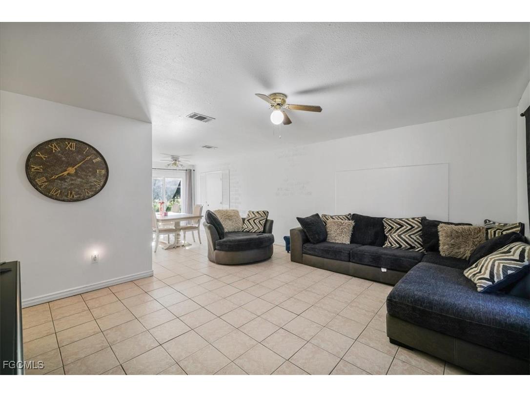 4077 S Edgewater Circle Labelle FL 33935 2025015483 image4