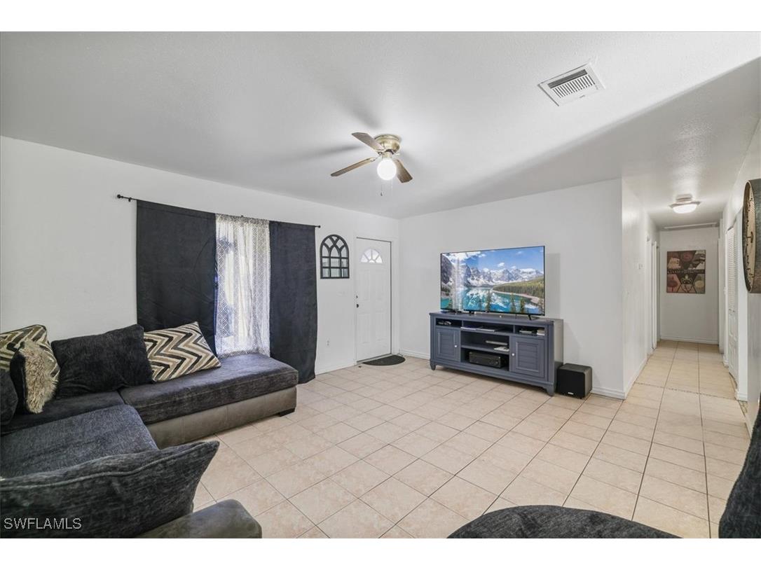 4077 S Edgewater Circle Labelle FL 33935 226001763 image8