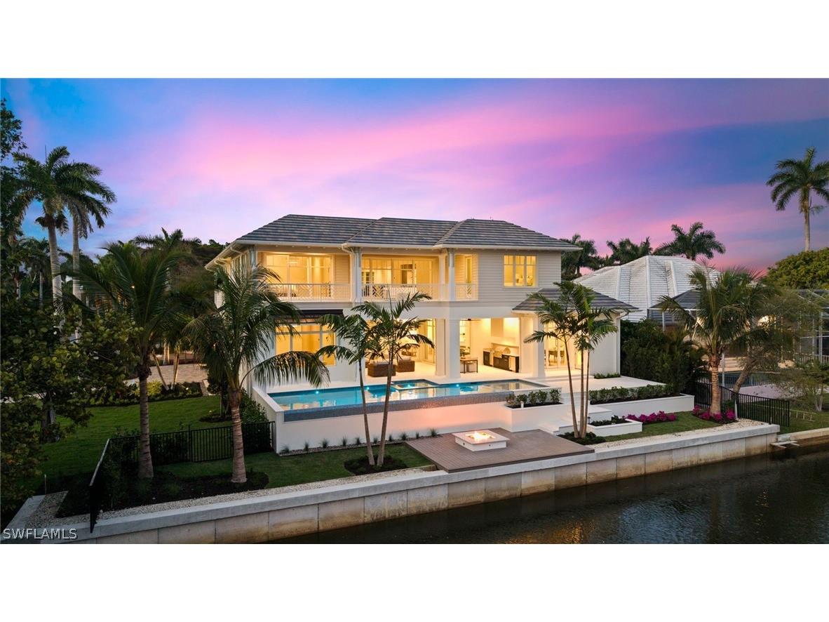 408 16th Avenue S Naples FL 34102 226011285 image1