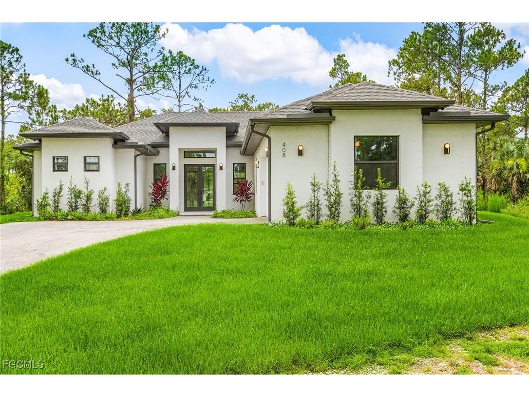 408 41st Avenue NE Naples FL 34120 2025005458 image1
