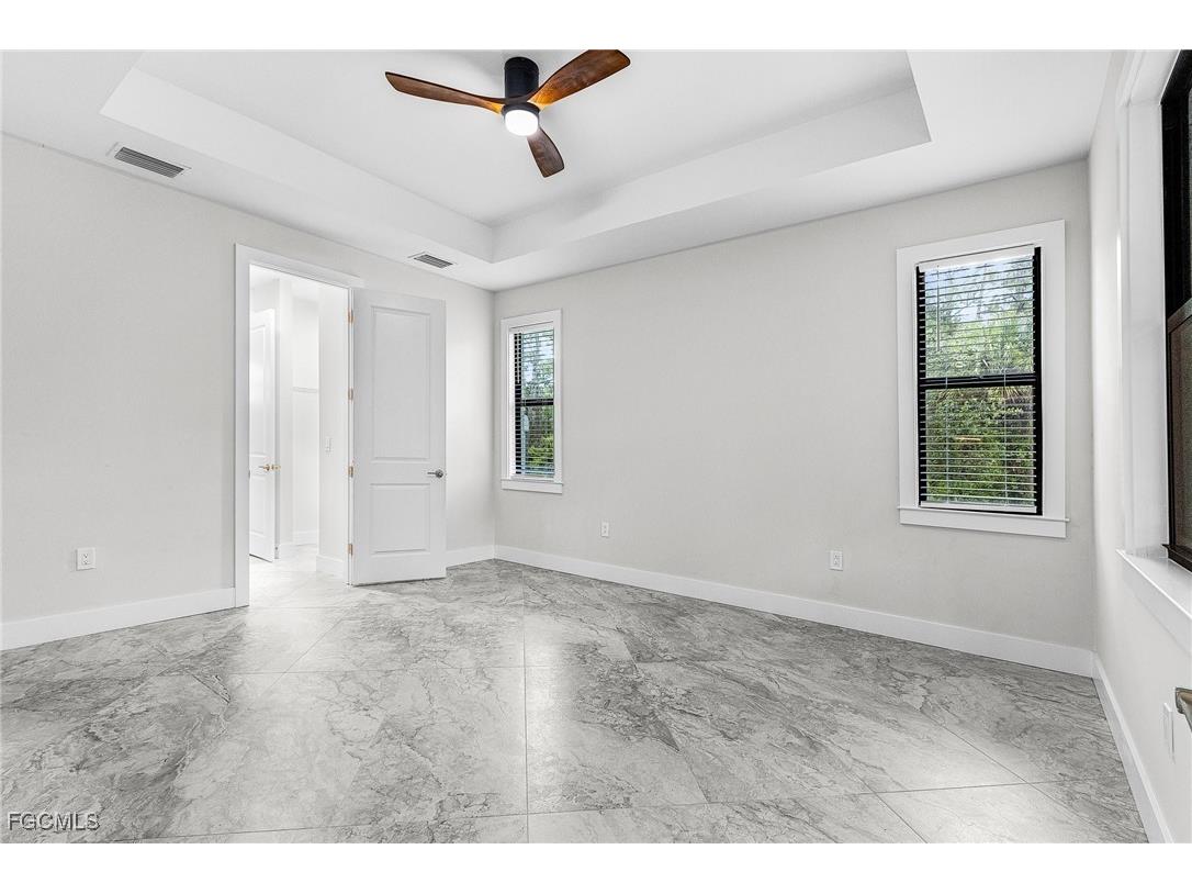 408 41st Avenue NE Naples FL 34120 2025005458 image18