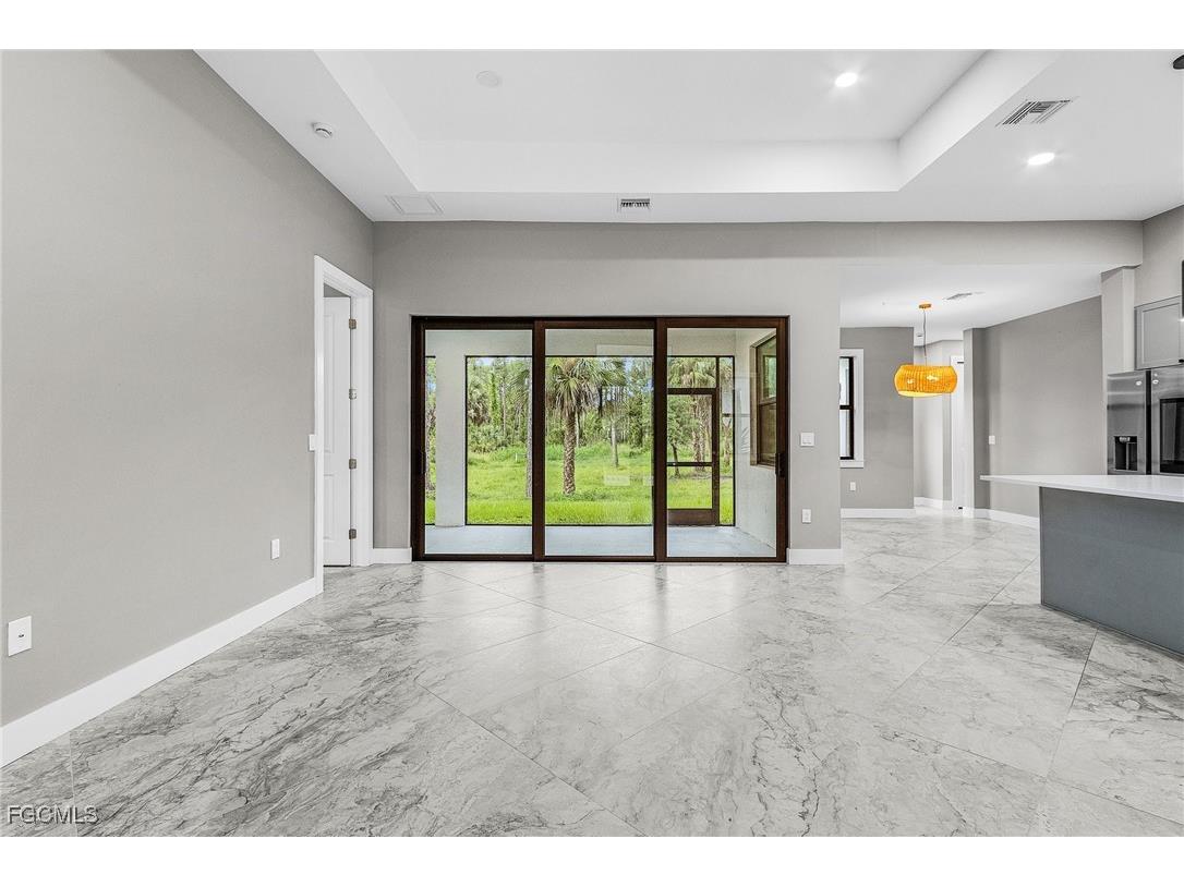 408 41st Avenue NE Naples FL 34120 2025005458 image22