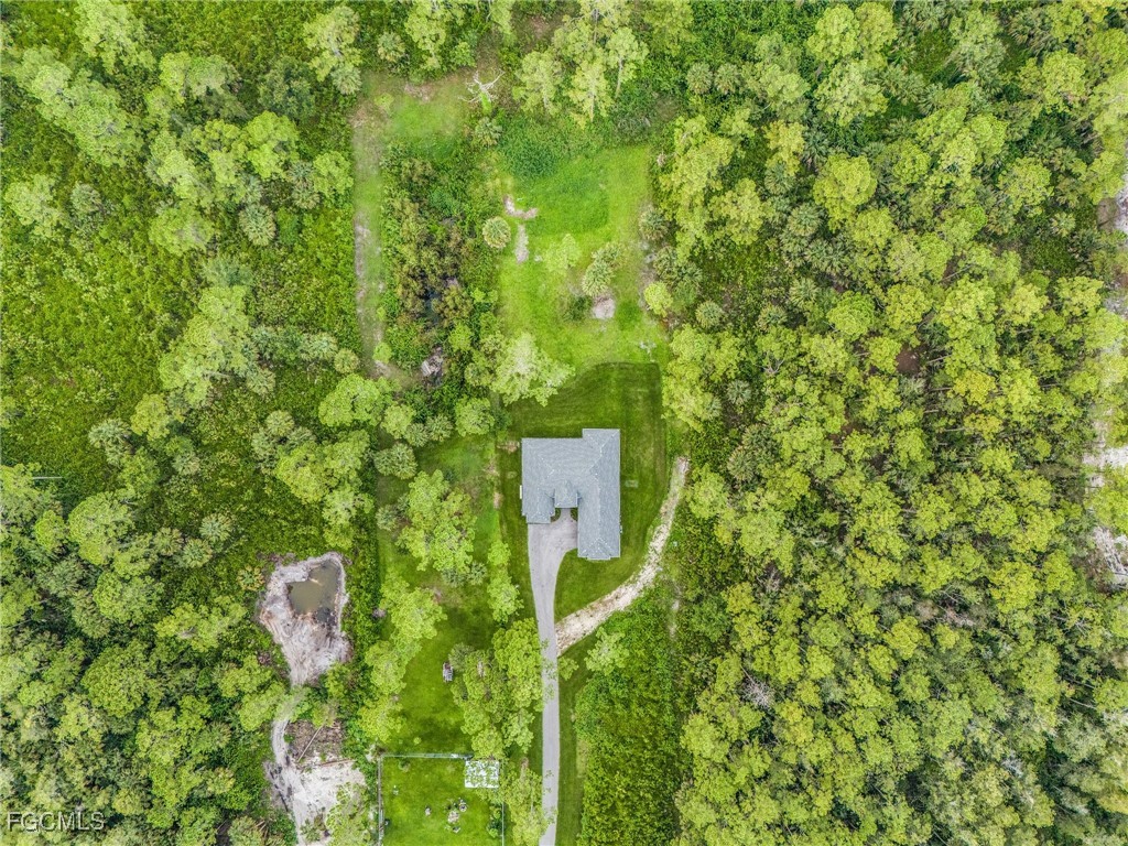 408 41st Avenue NE Naples FL 34120 2025005458 image28