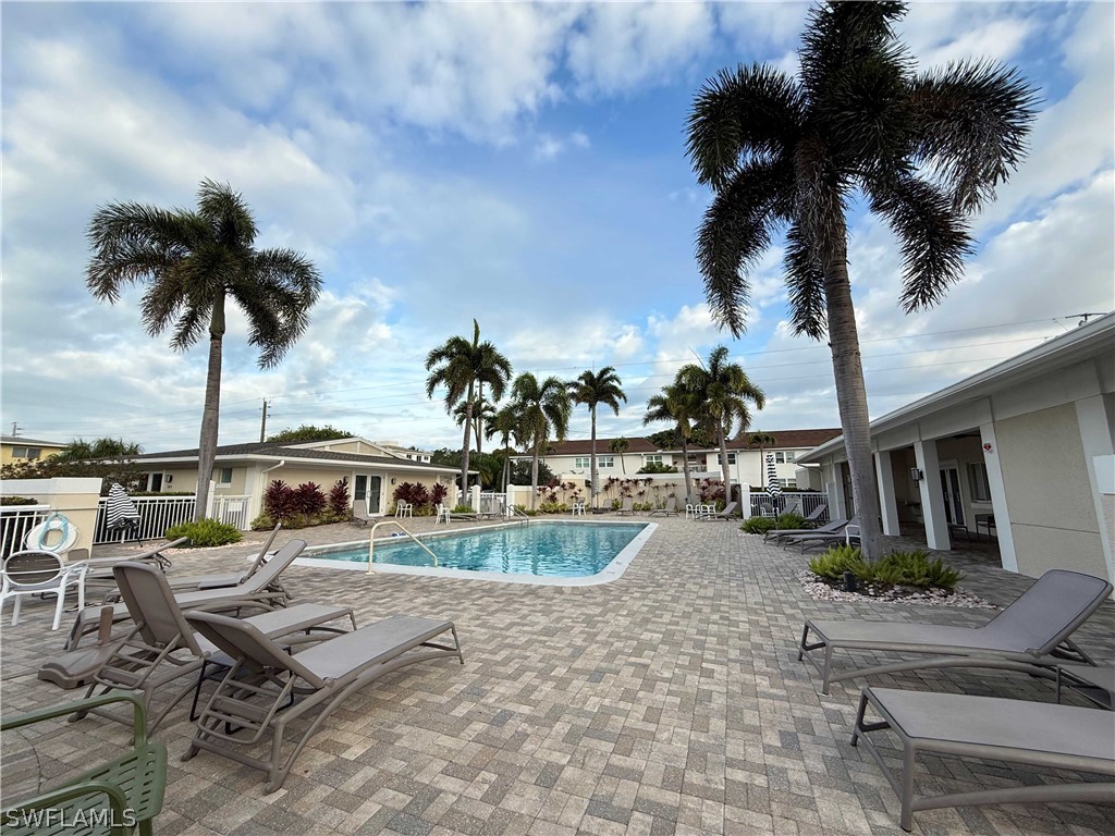 408 Broad Avenue S #H408 Naples FL 34102 226002666 image7