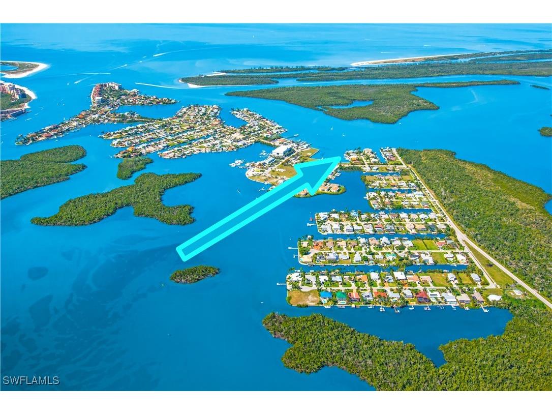 408 Cristobal Street Naples FL 34113 225012009 image1