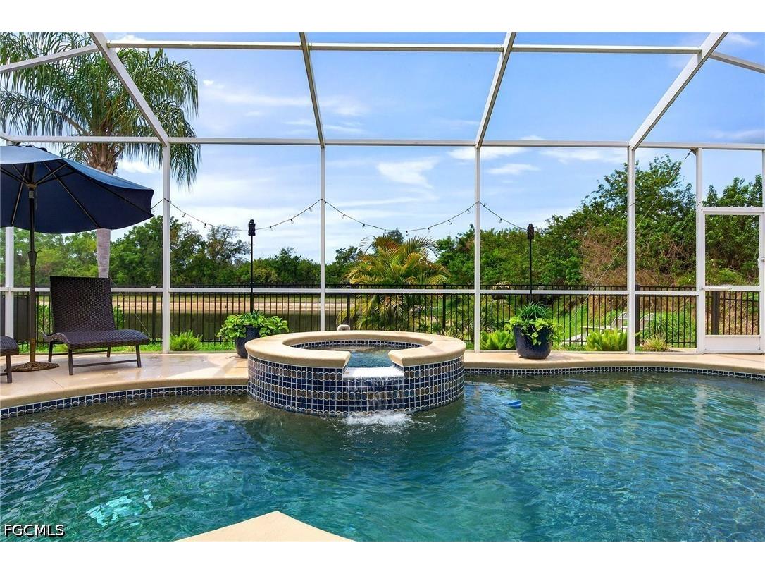408 Delwoodbreck Street Ruskin FL 33570 2026016716 image3
