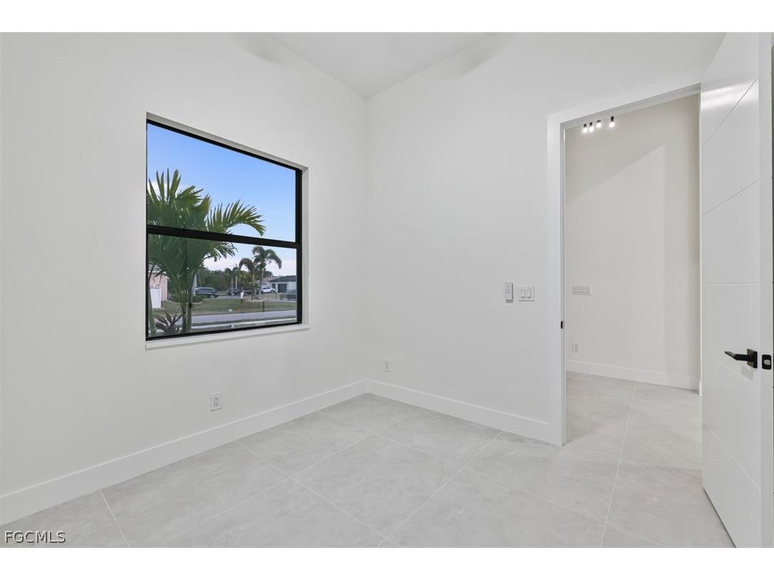 408 SW 28th Avenue Cape Coral FL 33991 2026008356 image17