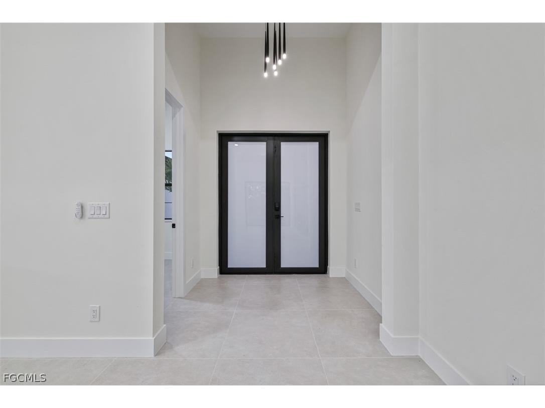 408 SW 28th Avenue Cape Coral FL 33991 2026008356 image7