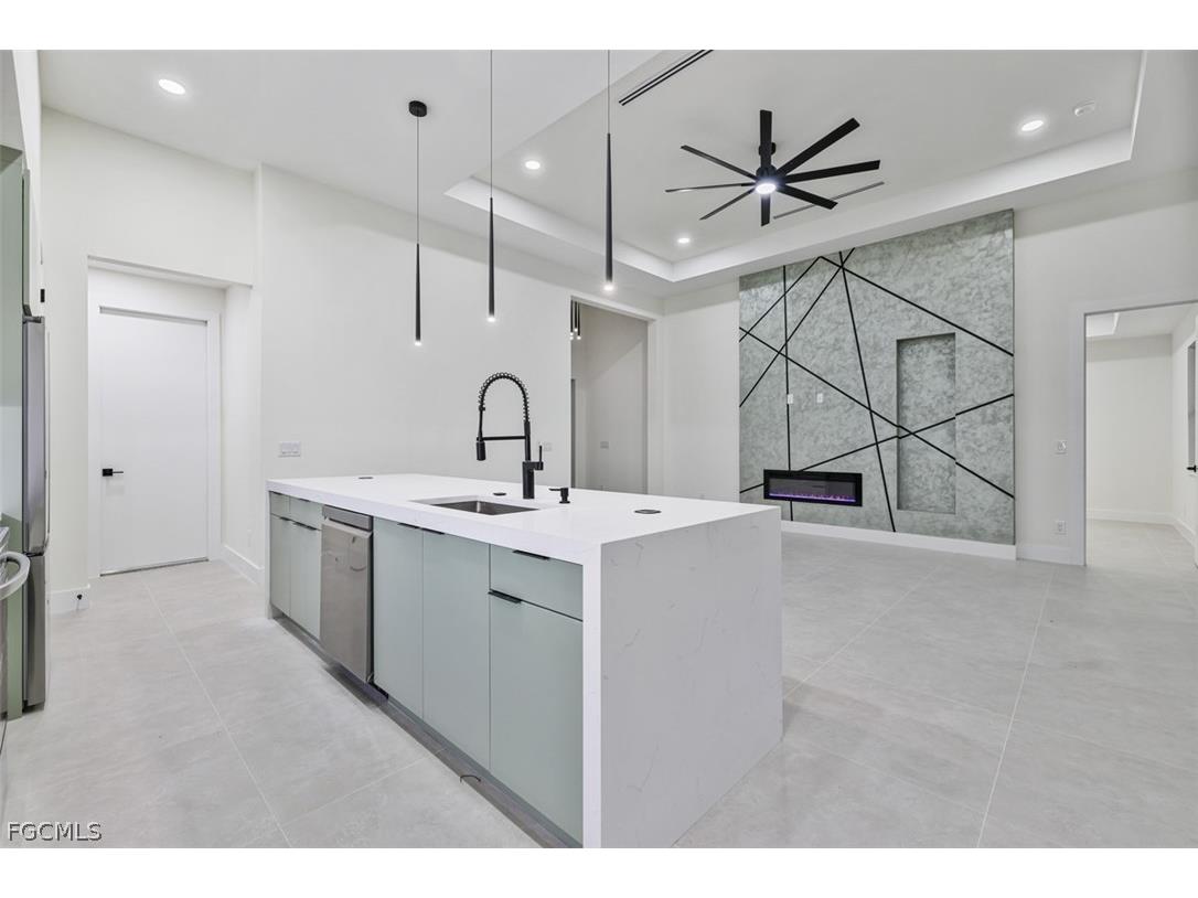 408 SW 28th Avenue Cape Coral FL 33991 2026008356 image8