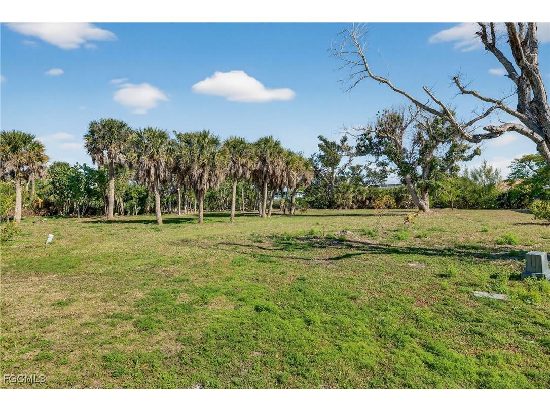 408 Tiree Circle Sanibel FL 33957 2026001550 image2