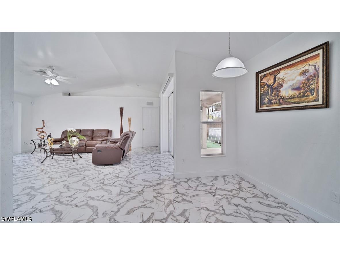  Naples FL 34117 226016895 image13