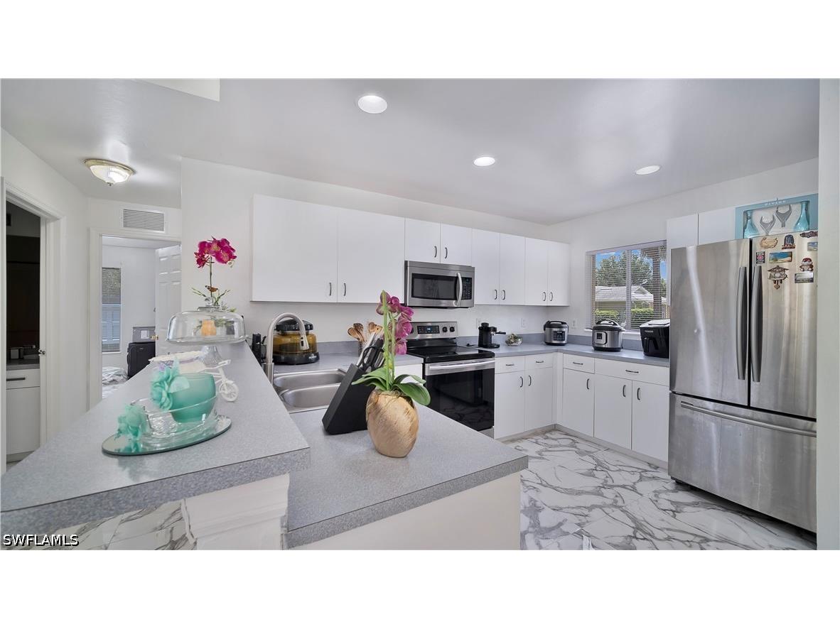  Naples FL 34117 226016895 image17