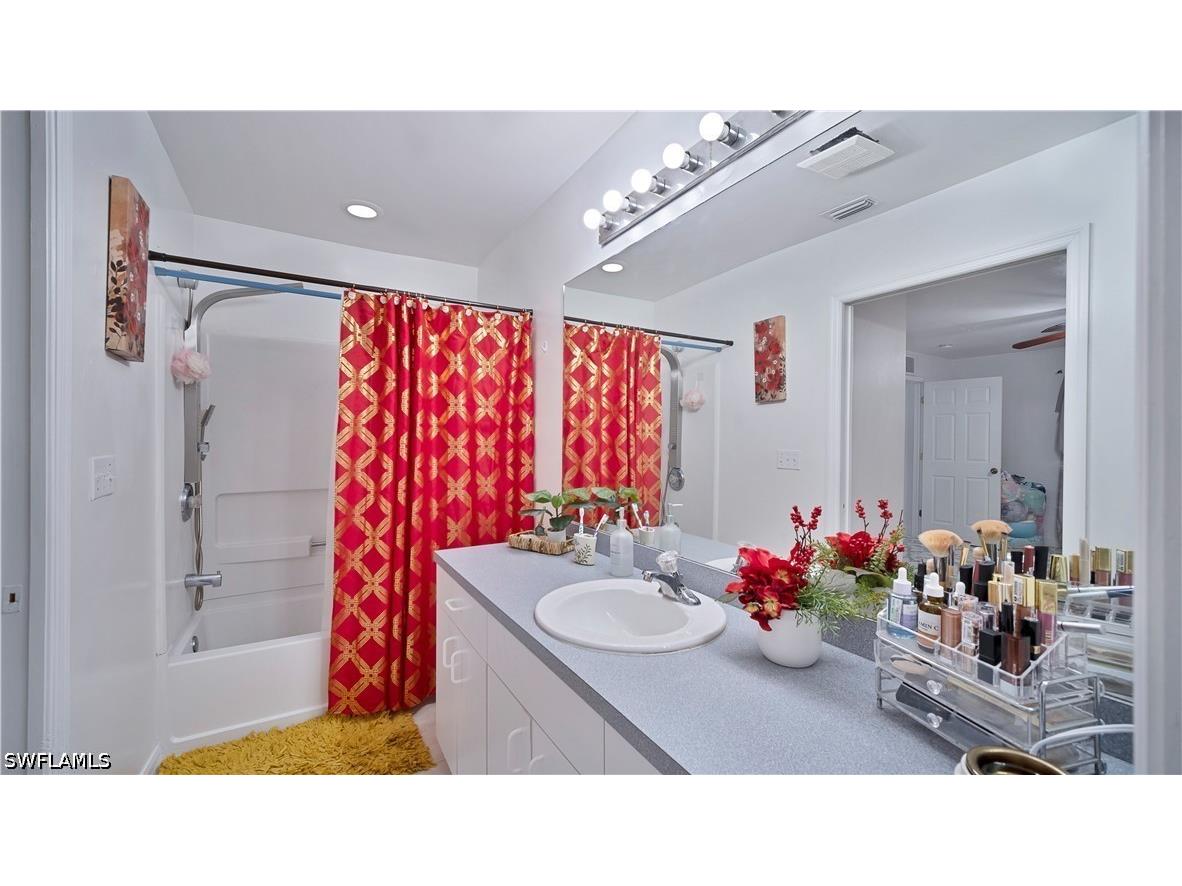  Naples FL 34117 226016895 image27