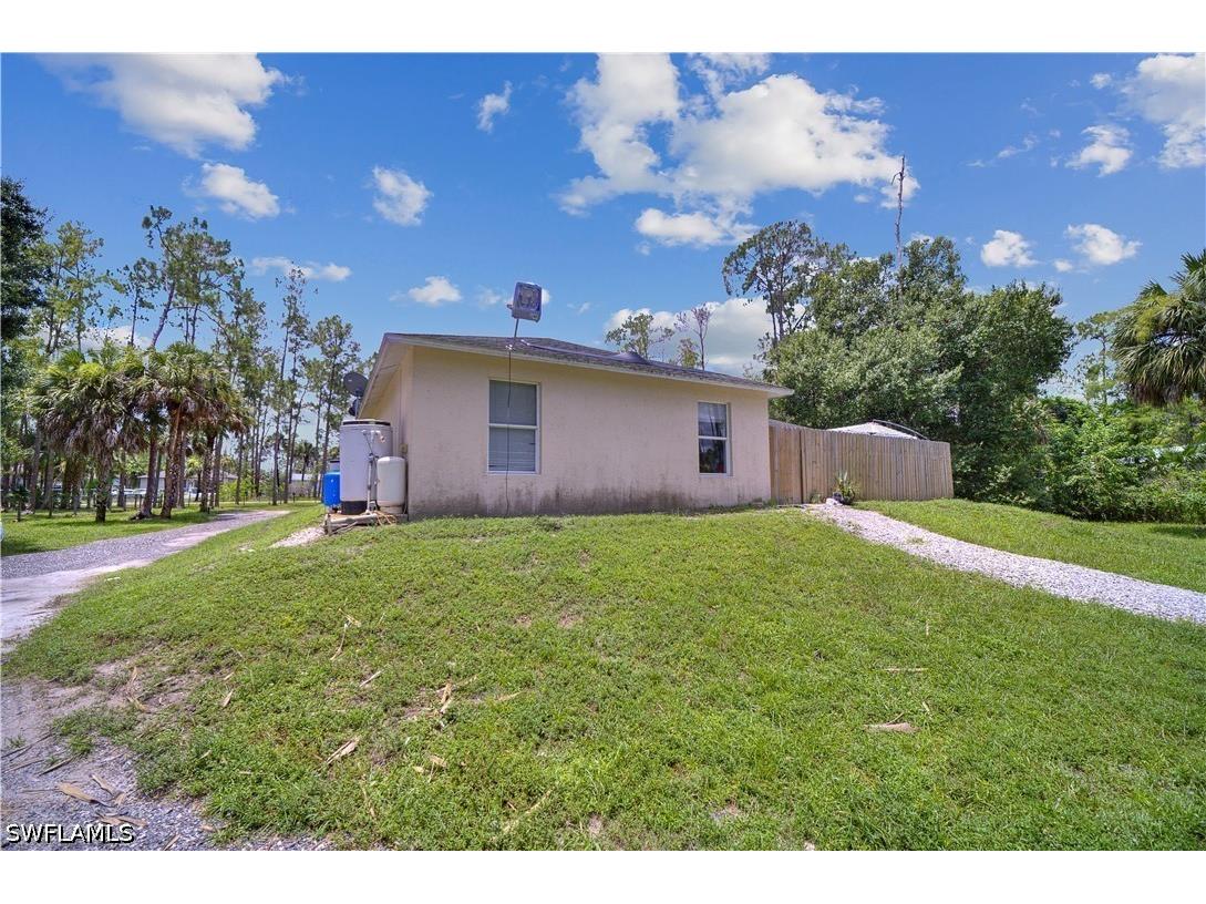  Naples FL 34117 226016895 image28
