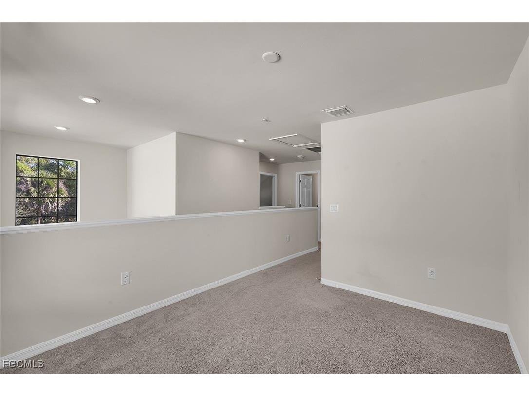 4085 Spotted Eagle Way Fort Myers FL 33966 2026005945 image11