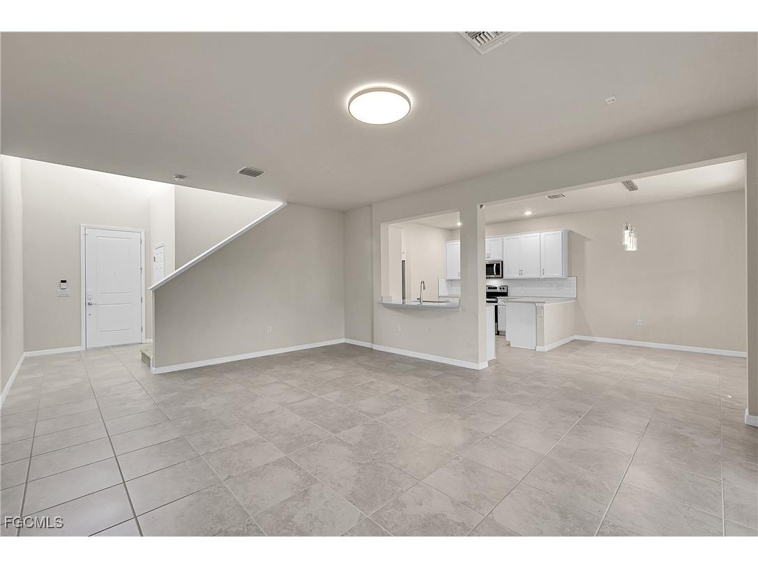 4085 Spotted Eagle Way Fort Myers FL 33966 2026005945 image4