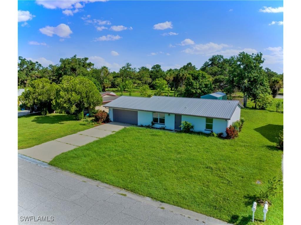 4086 Rainbow Circle Labelle FL 33935 224070775 image1