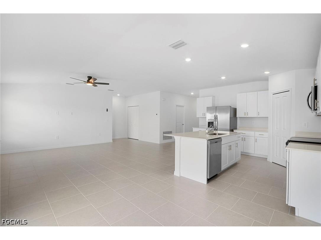 4087 Lattuca Lane North Fort Myers FL 33917 2026018358 image10
