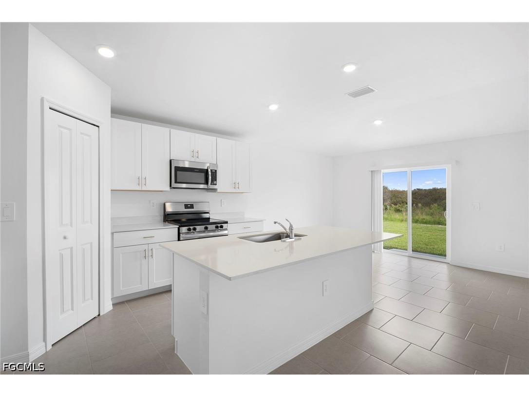 4087 Lattuca Lane North Fort Myers FL 33917 2026018358 image13