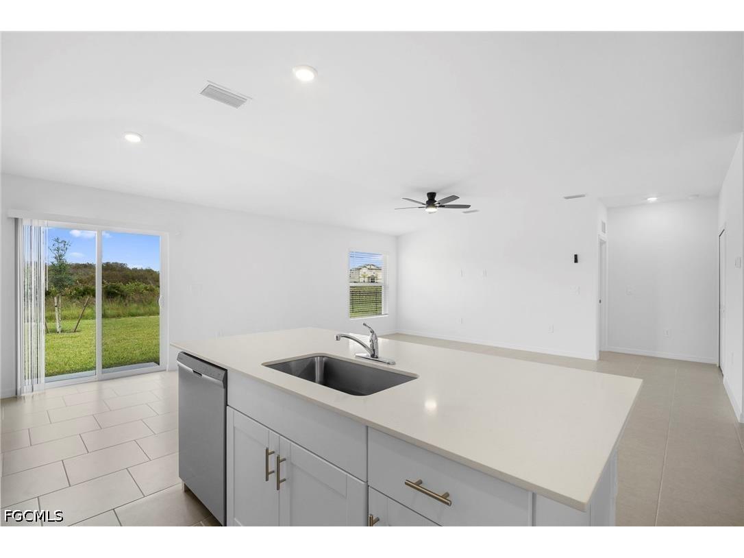 4087 Lattuca Lane North Fort Myers FL 33917 2026018358 image14