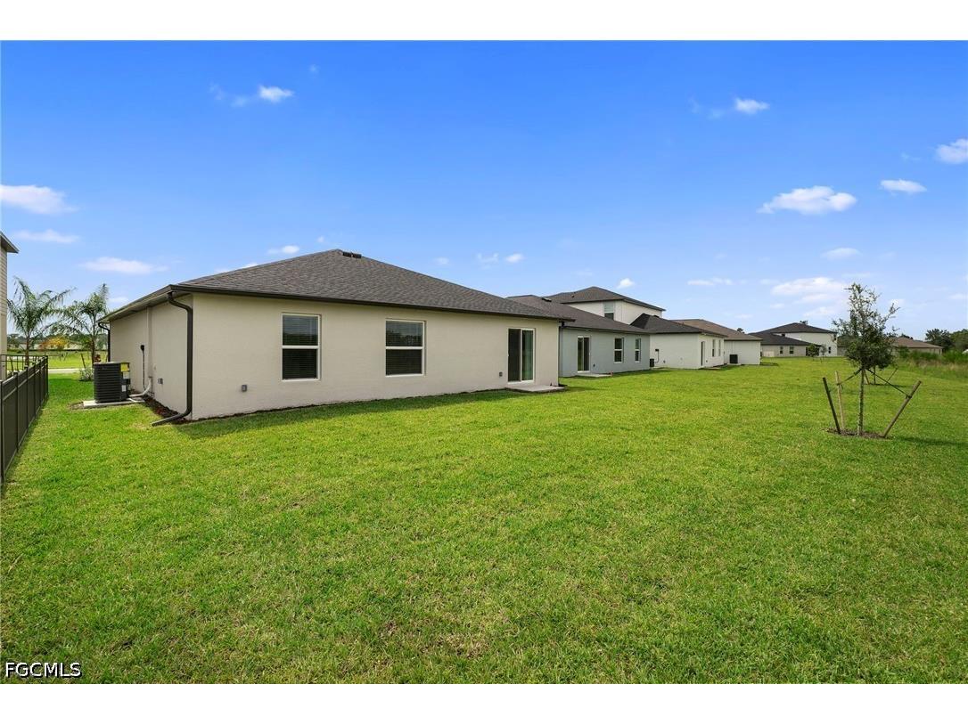 4087 Lattuca Lane North Fort Myers FL 33917 2026018358 image36