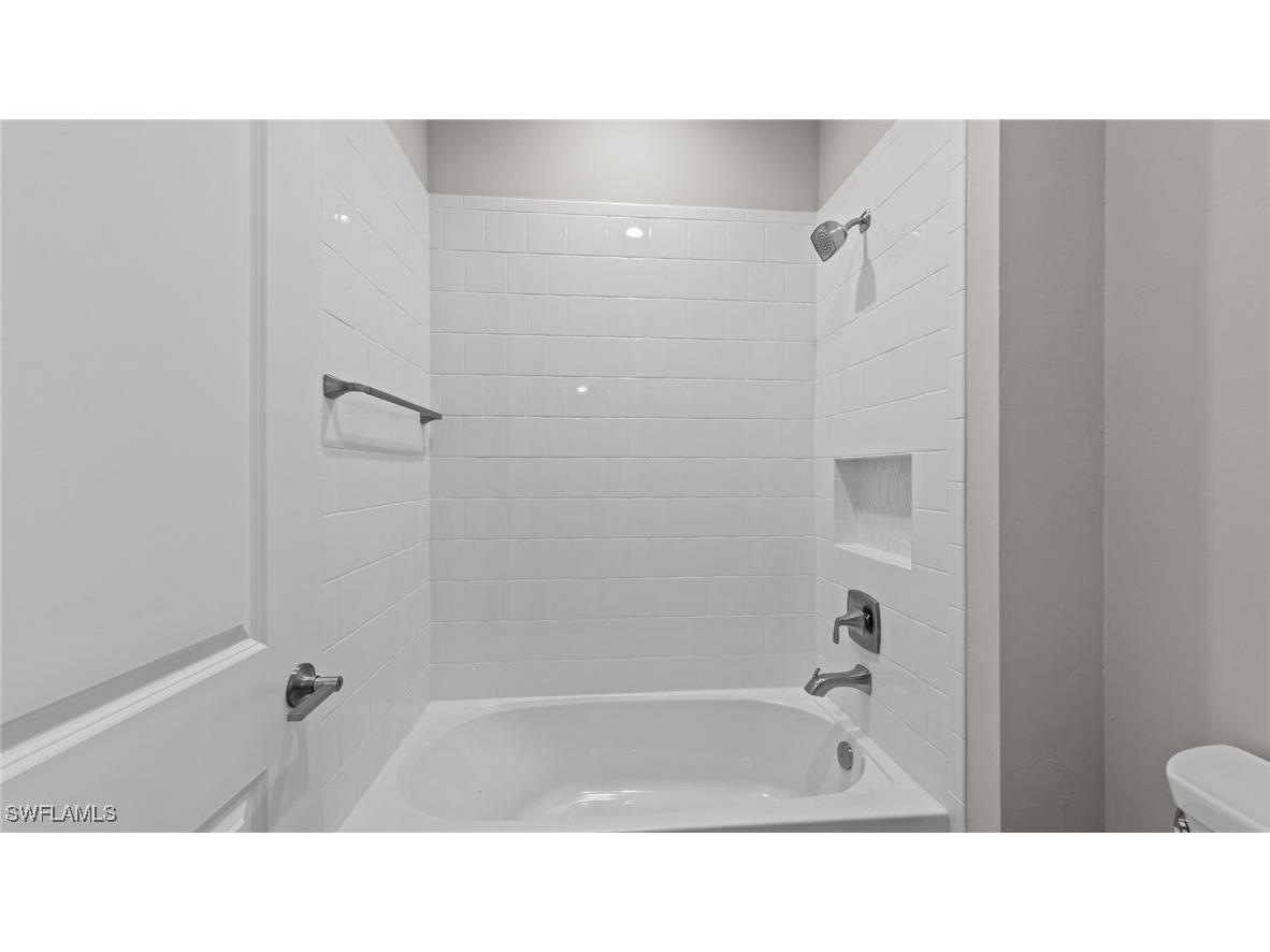 4088 Pegasus Way Naples FL 34120 225061141 image17