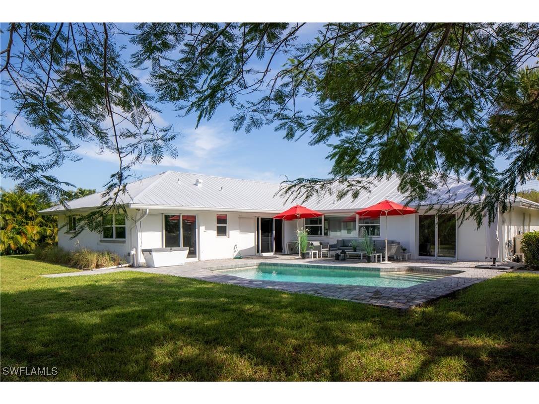 409 Cypress Way E Naples FL 34110 224090023 image1