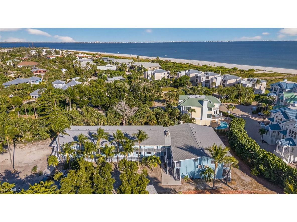 409 E Gulf Drive #18 Sanibel FL 33957 2025016882 image1