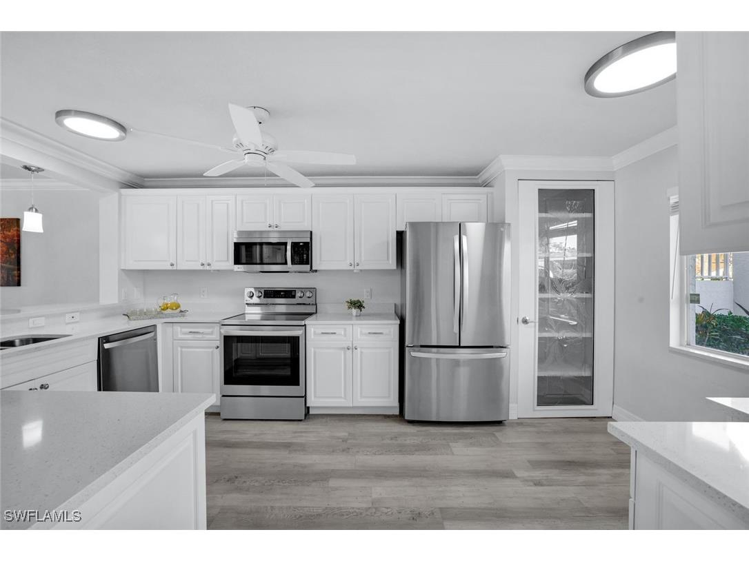 409 Gabriel Circle #2203 Naples FL 34104 224099734 image1