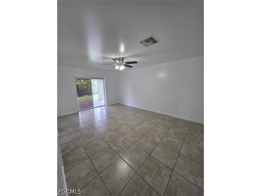 409 Hull Avenue S Lehigh Acres FL 33974 2026029080 image5