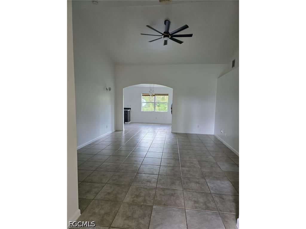 409 Hull Avenue S Lehigh Acres FL 33974 2026029080 image8