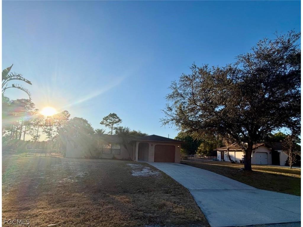 409 Mcarthur Avenue Lehigh Acres FL 33936 2026007717 image2