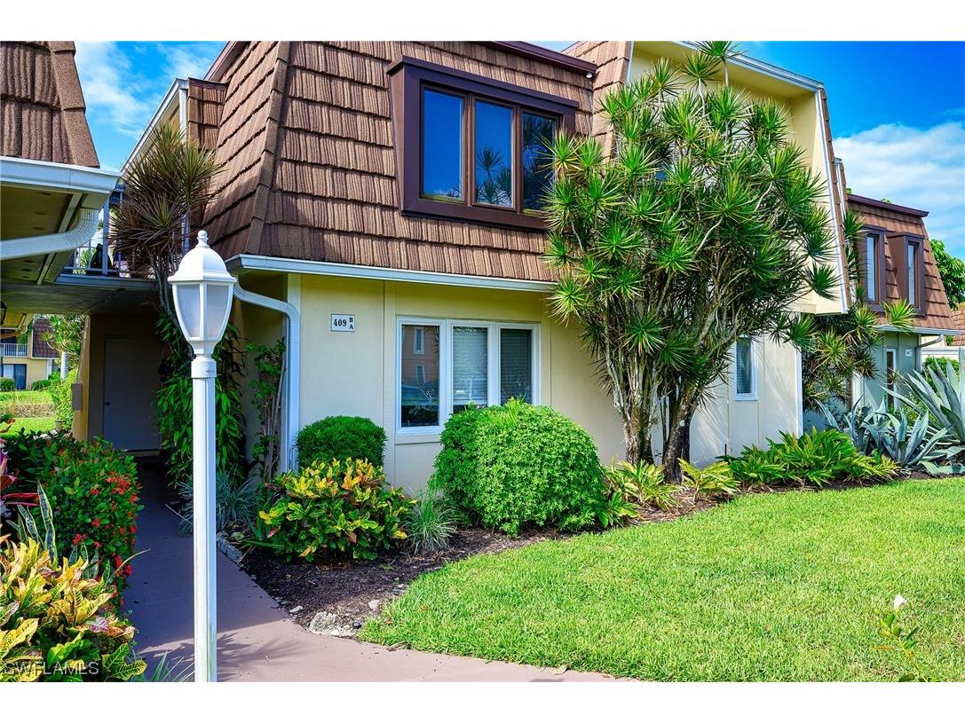 409 Meadowlark Lane #409B Naples FL 34105 223041682 image1