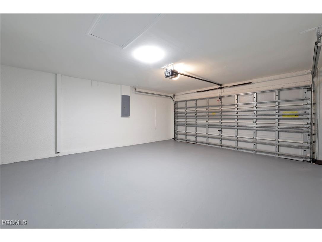 409 NE 25th Terrace Cape Coral FL 33909 2025019561 image32